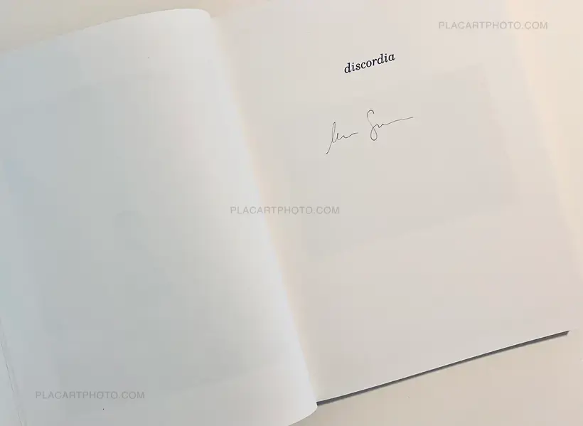 Moises Saman – Discordia (Signed)