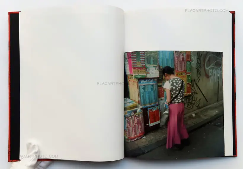 Stephen Gill – Hackney Flowers (LTD & SIGNED WITH PRINT)