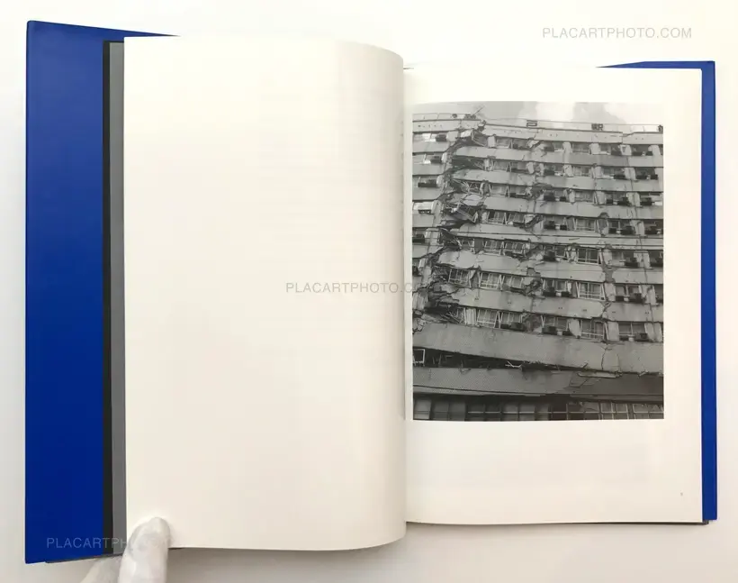 Ryuji Miyamoto – Kobe 1995 After the Earthquake (SIGNED)