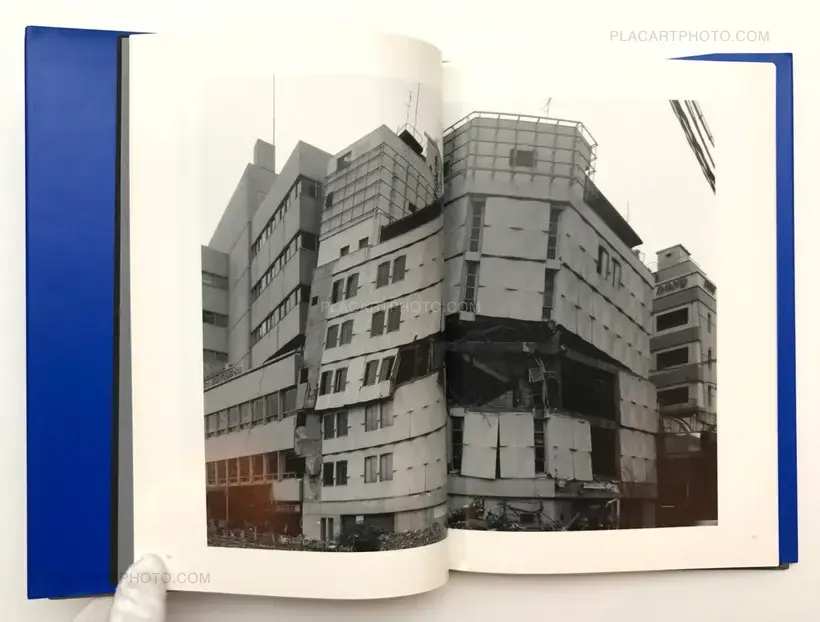 Ryuji Miyamoto – Kobe 1995 After the Earthquake (SIGNED)