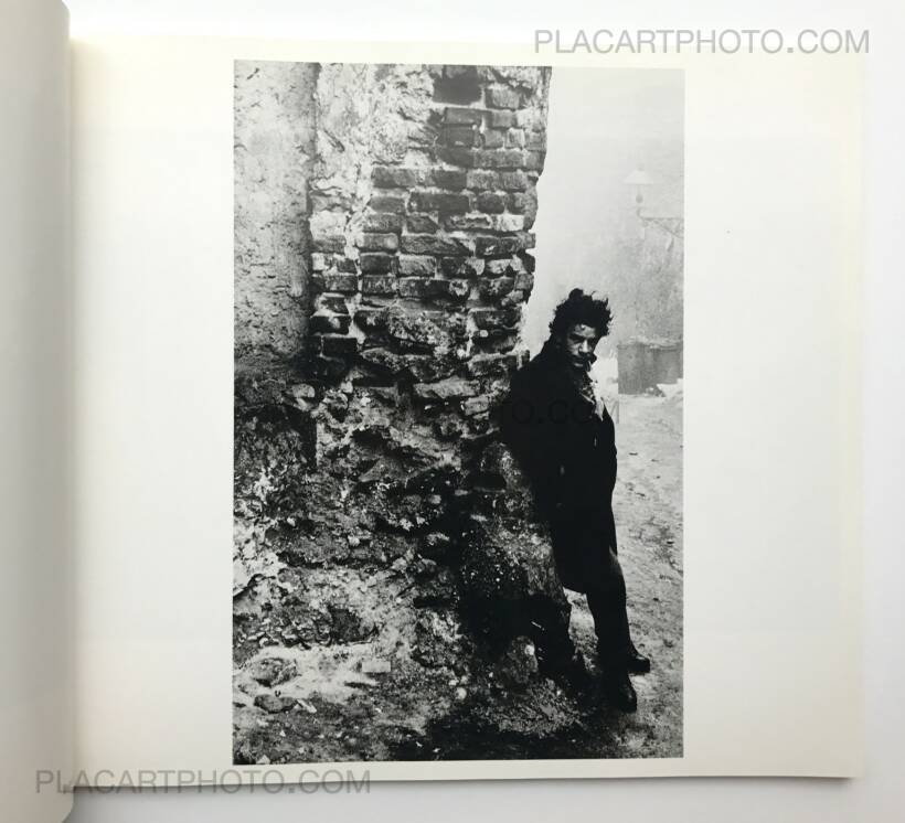 Josef Koudelka: Gypsies, Aperture, 1975 | Bookshop Le Plac