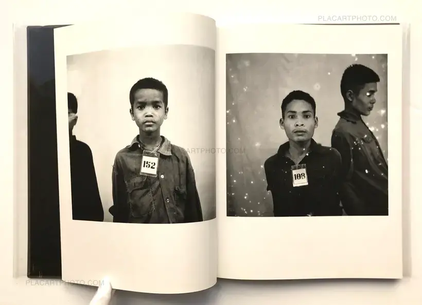 Chris Riley, The Killing fields, Twin Palms Publisher, 1996 | Le Plac ...
