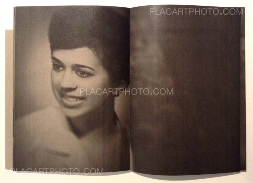 Andreas H. Bitesnich: Mutti (ONLY 100 COPIES SIGNED WITH PRINT