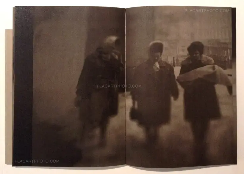 Andreas H. Bitesnich – Mutti (ONLY 100 COPIES SIGNED WITH PRINT)