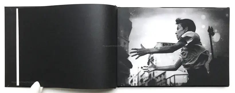 Yusuf Sevinçli – TOUCH DISSOLVES