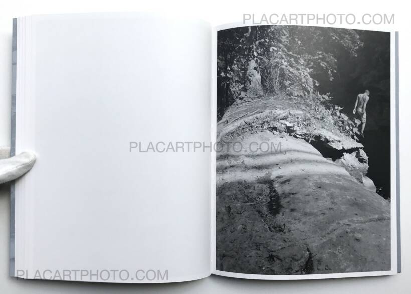 Raymond Meeks: HALFSTORY HALFLIFE, Chose Commune, 2018 | Bookshop Le Plac'Art Photo Raymond Meeks: HALFSTORY HALFLIFE, Chose Commune, 2018 | Bookshop Le Plac'Art Photo