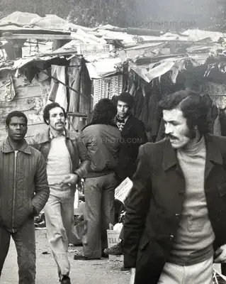 Yan Morvan – ARCHIVE N° 1 Digue des Français (Slums of Nice)