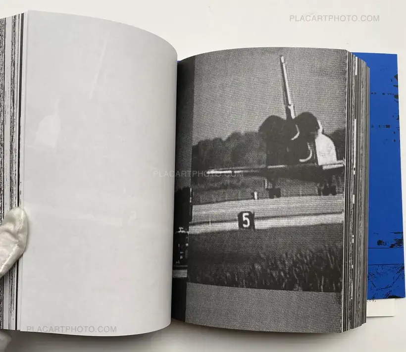 Koji Kitagawa – Photography 写真 (Last copy, seald copy, blue cover)
