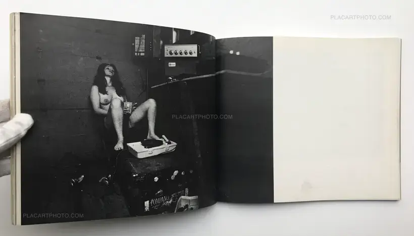 Susan Meiselas – Strip-tease forain