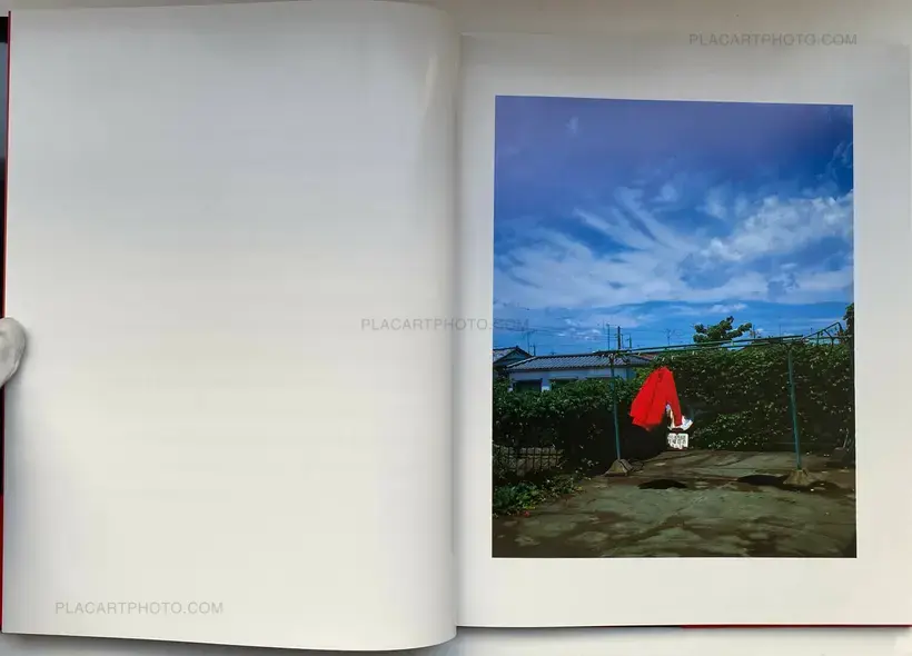 Nobuyoshi Araki – Shikikei (Colorscape) (WITH OBI)