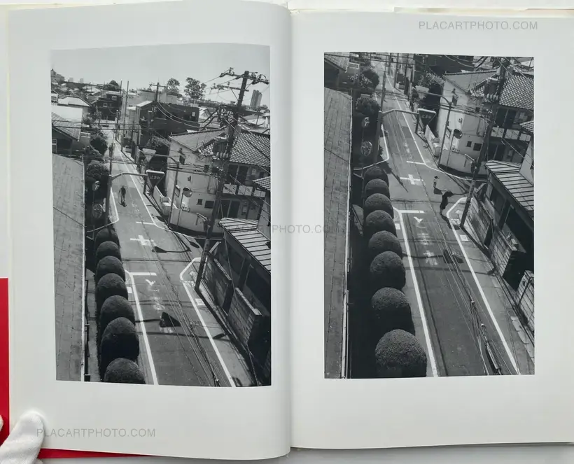 Nobuyoshi Araki – Michi (SIGNED WITH OBI)