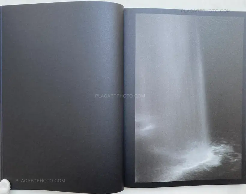 Rinko Kawauchi – HALO (SIGNED)