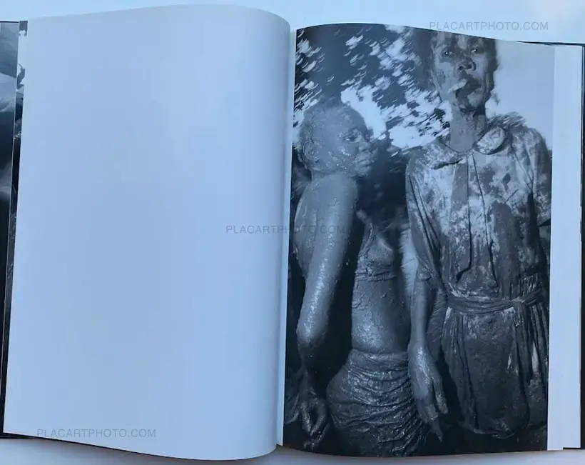 Bruce Gilden – HAITI