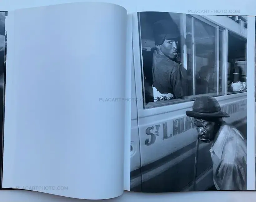 Bruce Gilden – HAITI