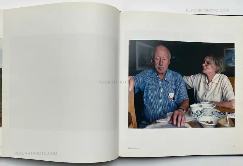 Mitch Epstein – FAMILY BUSINESS
