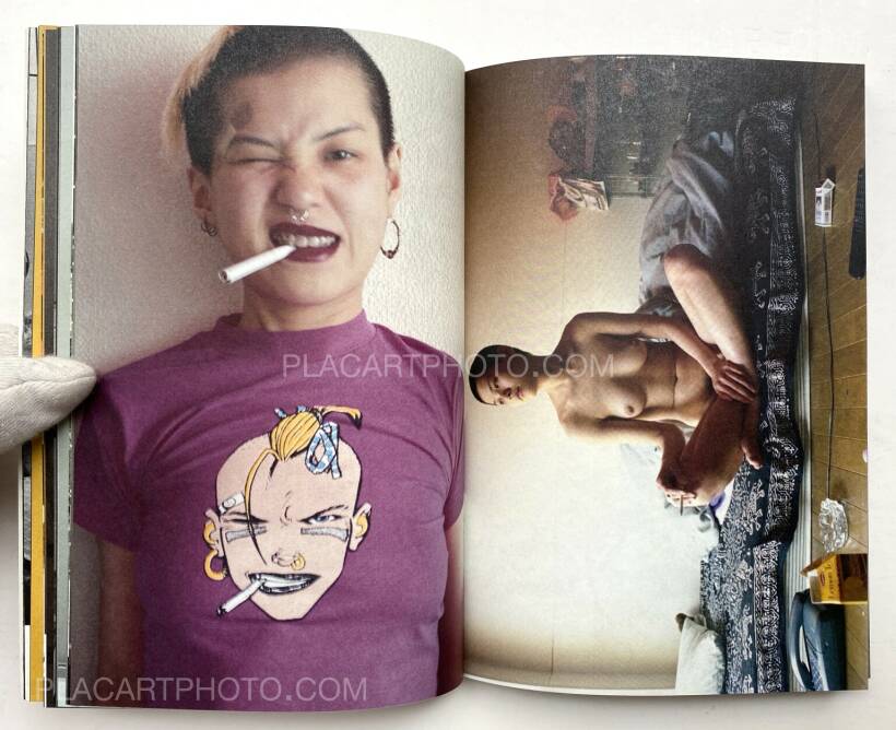 サイン入り‼️ Self-Portraits / Yurie Nagashima Yurie Nagashima – Self-Portraits – Perimeter Books