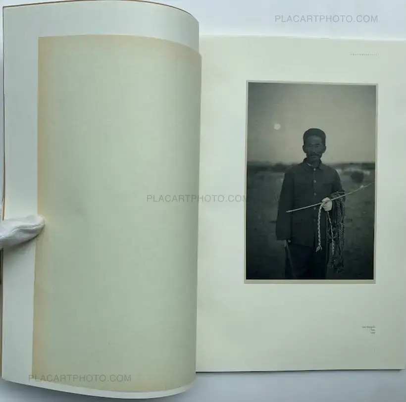 Yu Chih Lin – TINY CHRISTS (Signed and numbered, edt of 150)