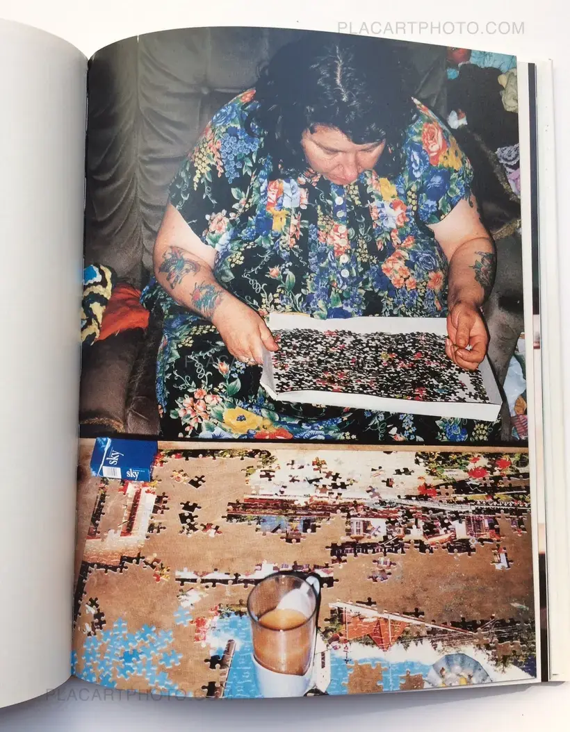 Richard Billingham – Ray's a laugh