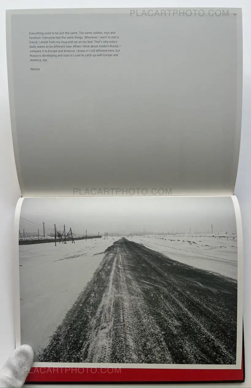 Rafal Milach – 7 Rooms