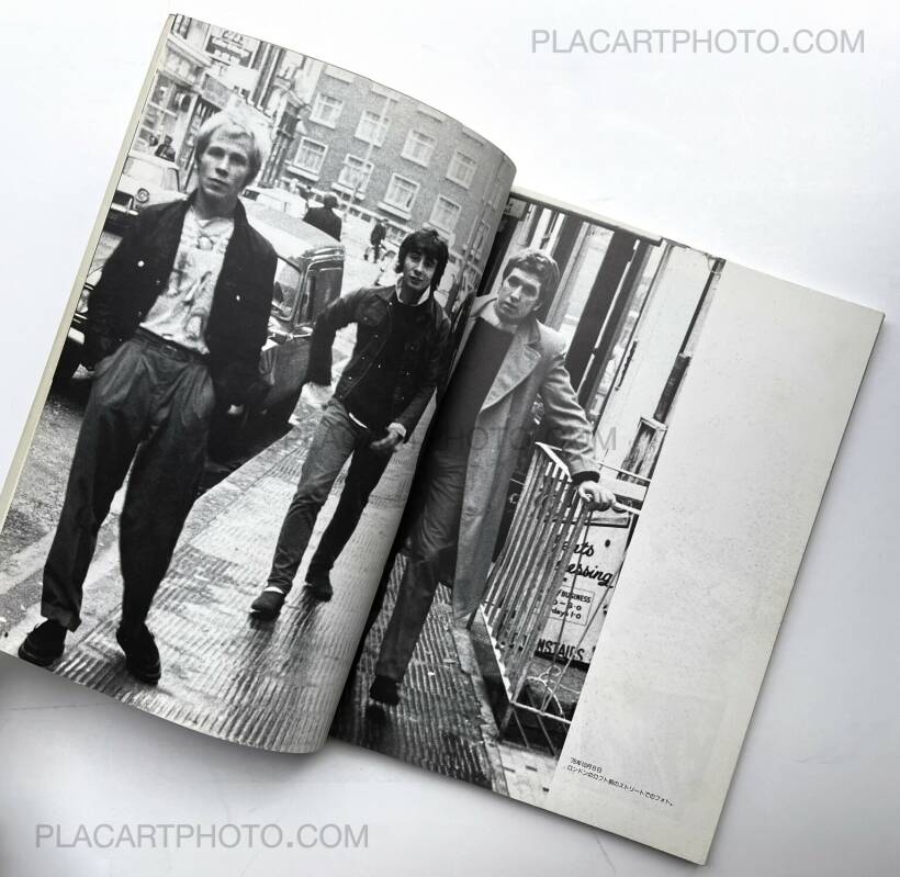 SEX PISTOLS CHAOS! 本 ザ・セックス・ピストルズ写真集 “CHAOS” / 監修：ボブ・グルーエン 編