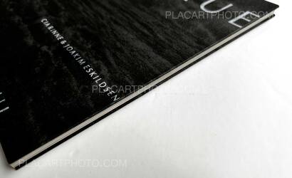 Joakim Eskildsen,Blue Tide / Maré Azul