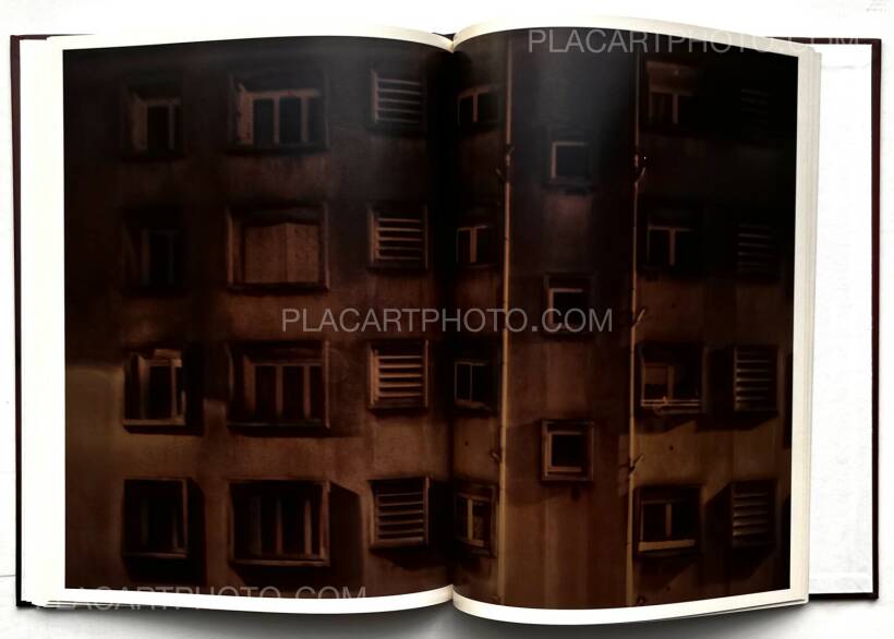 Antoine d'Agata: Stigma, Images en Manoeuvres , 2004 | Bookshop Le Antoine d'Agata: Stigma, Images en Manoeuvres , 2004 | Bookshop Le