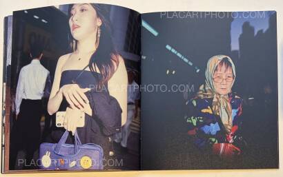 Chan Wai Kwong,THE SHIRT IS INSIDE OUT (SIGNED)