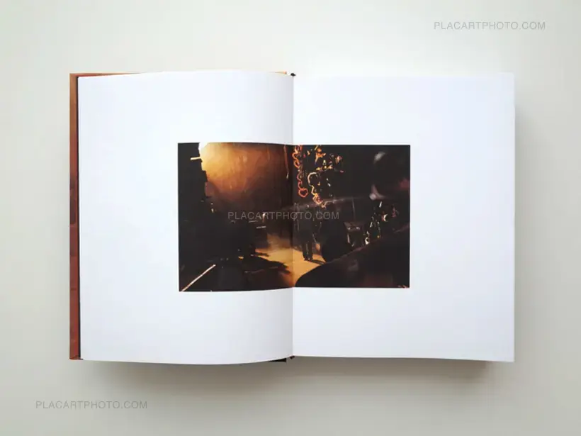 Laura El-Tantawy – In the Shadow of the Pyramids (signed)