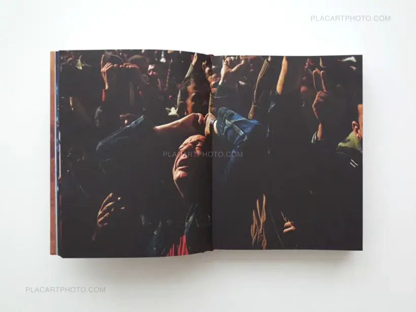 Laura El-Tantawy – In the Shadow of the Pyramids (signed)