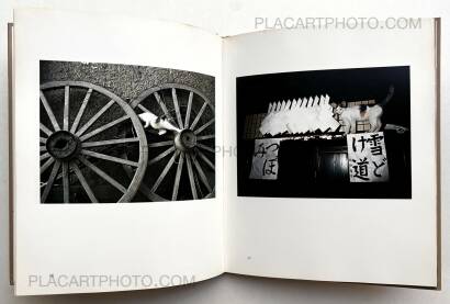 Masahisa Fukase,Neko no mugiwara boshi / The Strawhat Cat (Signed)