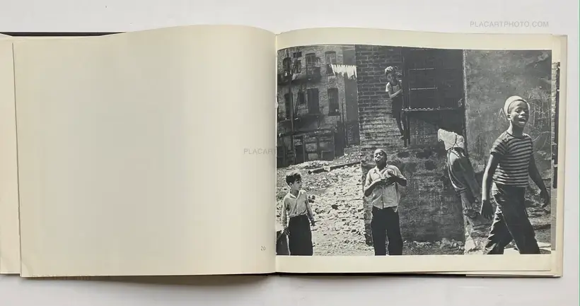 Helen Levitt – A WAY OF SEEING (FIRST HARDCOVER EDT)