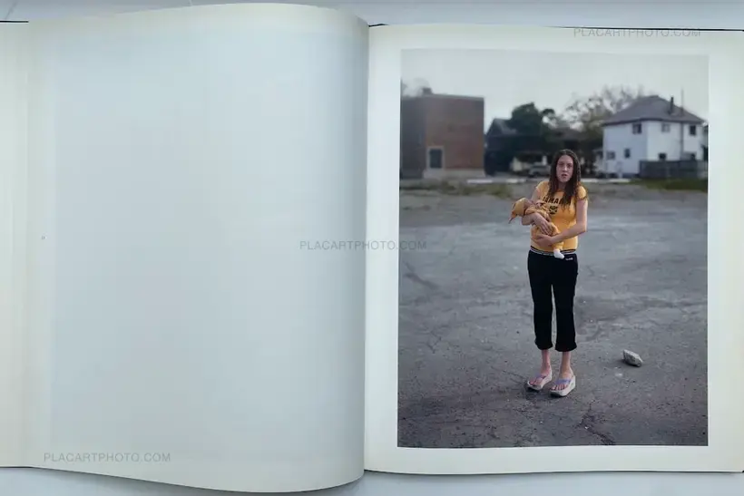 Alec Soth – NIAGARA