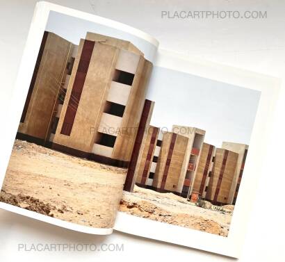 Aglaia Konrad,DESERT CITIES