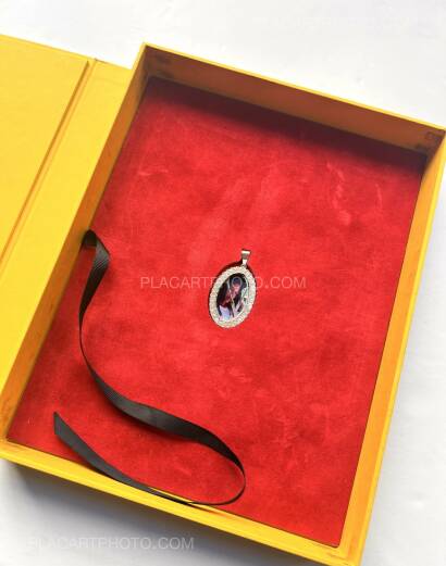 Pablo Jomaron,Y MI CORAZON SE HACE PEDACITOS (Signed)