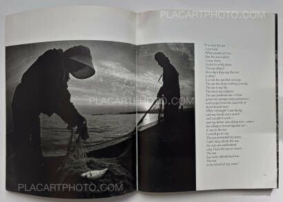Various photographers,Minamata: The Story of the Poisoning of a City. And of The people Who Choose to Carry the Burden of Courage 